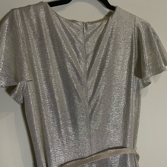 Lauren Ralph Lauren NWT Belted Metallic Knit Flutter Sleeve Gown Size 4 - Picture 9 of 12